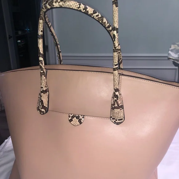 A New Day Bag - Picture 2 of 14